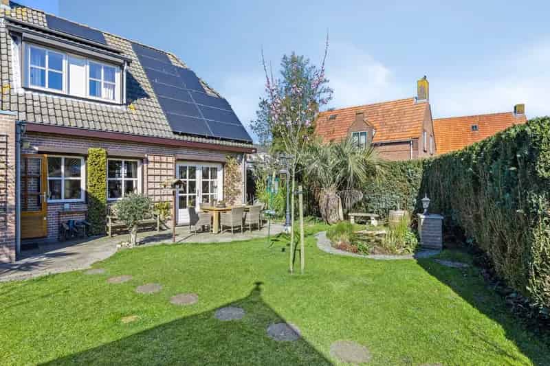 Huis te koop Wagenberg: Duurzaam vrijstaand huis met 4 slaapkamers en tuin