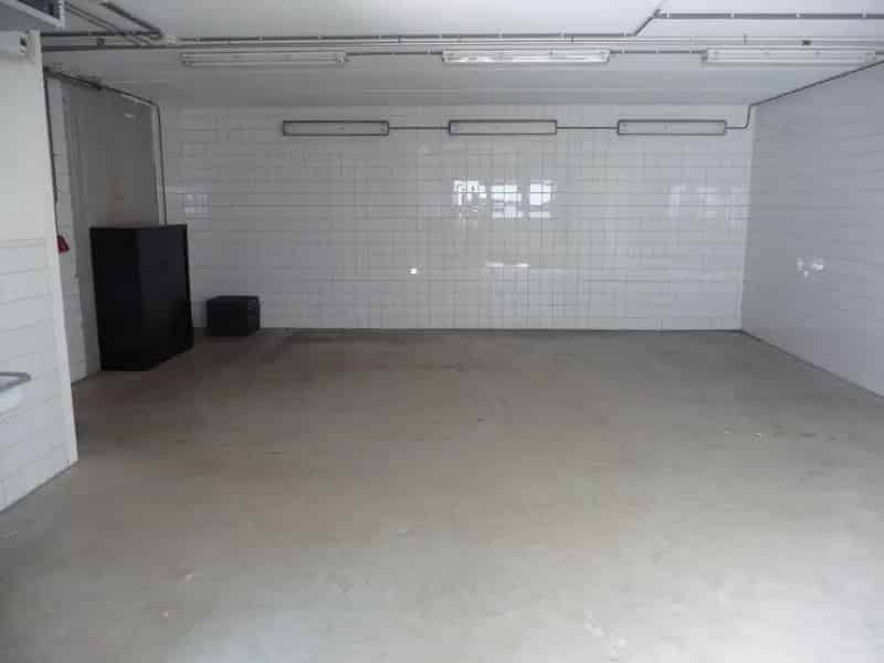 Bedrijfshal te huur Apeldoorn 142m² A50 A1
