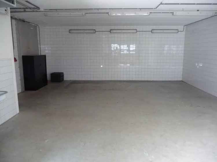 Bedrijfshal te huur Apeldoorn 142m² A50 A1