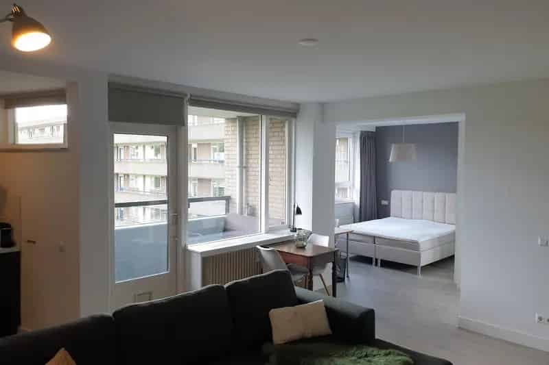 Te Koop: Geheel gerenoveerd 2 kamer appartement Oegstgeest