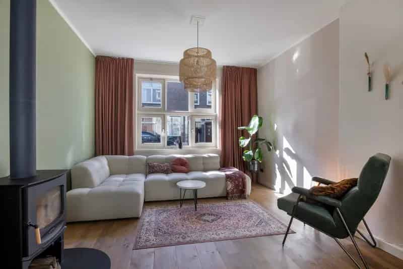 Huis te koop Kalverstraat Den Bosch gerenoveerd 3 slaapkamers