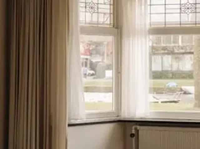Ruim Herenhuis Amsterdam Zuid 6 slaapkamers 3 badkamers