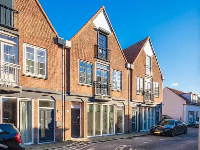 Te Koop: Ruime Stadsvilla Oud-Beijerland 5 slaapkamers 236m²
