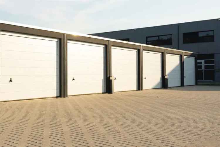 Garagebox Swifterbant | Zoek garageboxen te koop en te huur: De Mui 4-6 8255 PZ Swifterbant [funda in business]