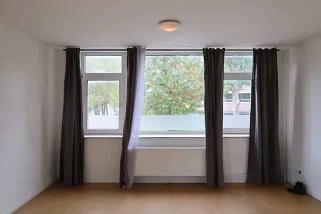 Geleen  (Lindenheuvel)  - Valderenstraat