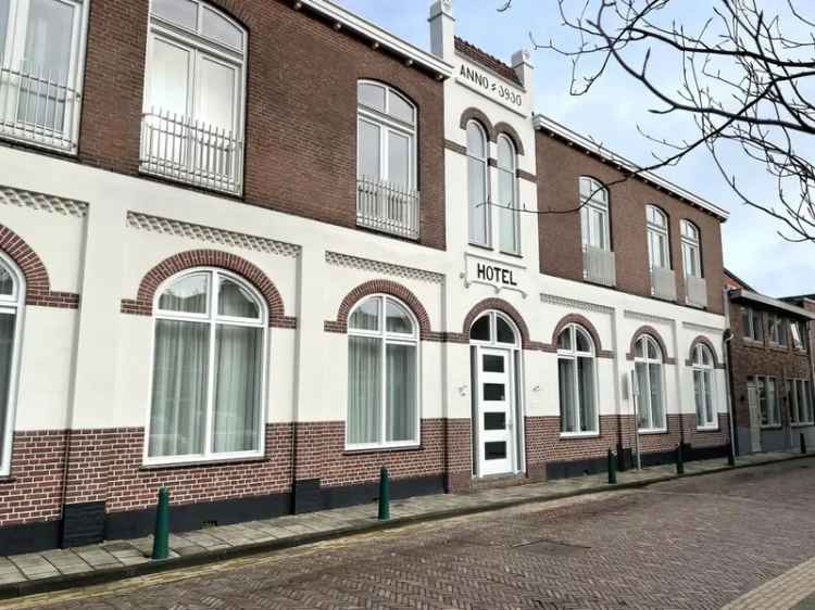 2-Kamer Appartement Warmond Gerenoveerd