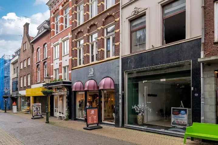 Winkel Venlo | Zoek winkels te huur: Klaasstraat 34 A 5911 JR Venlo [funda in business]