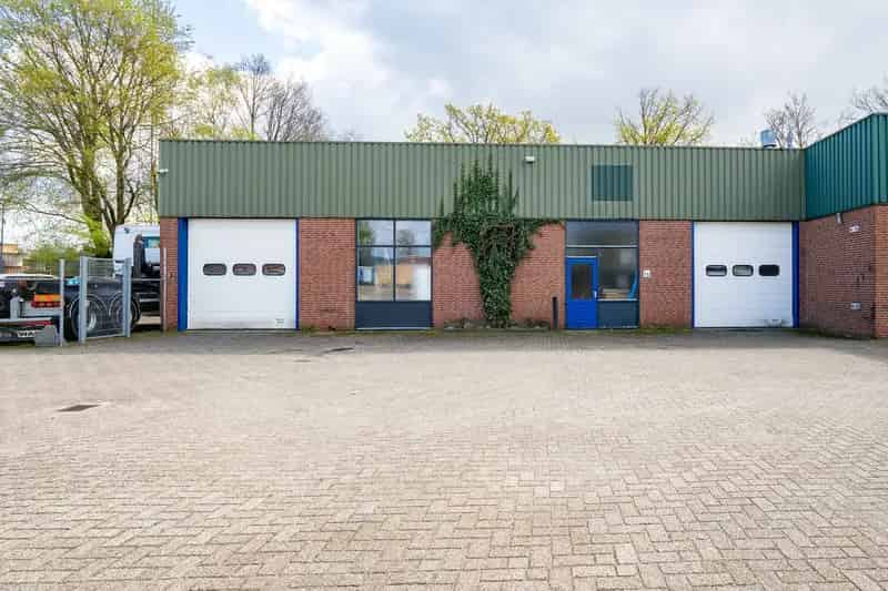 Bedrijfshal te Huur Almelo 215m² Turfkade