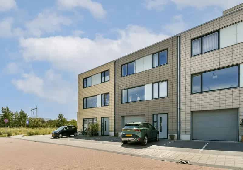 Huis te koop Einsteinstraat Zandvoort moderne bedrijfswoning