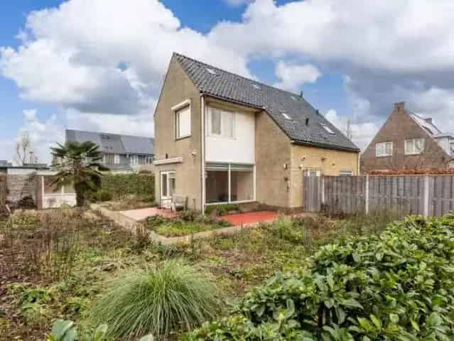 Vrijstaande woning Rijswijk Buiten Grote Garage 600m2 perceel
