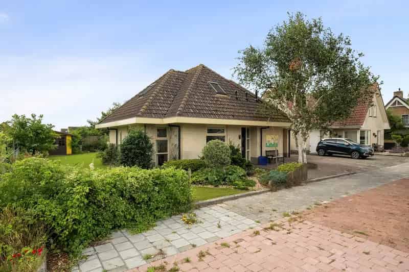 Vrijstaande woning Julianadorp aan Zee 2 slaapkamers tuin op het zuiden