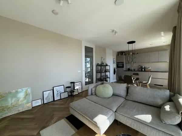 Appartement Rotterdam Laan op Zuid  Nieuwbouw  Gestoffeerd