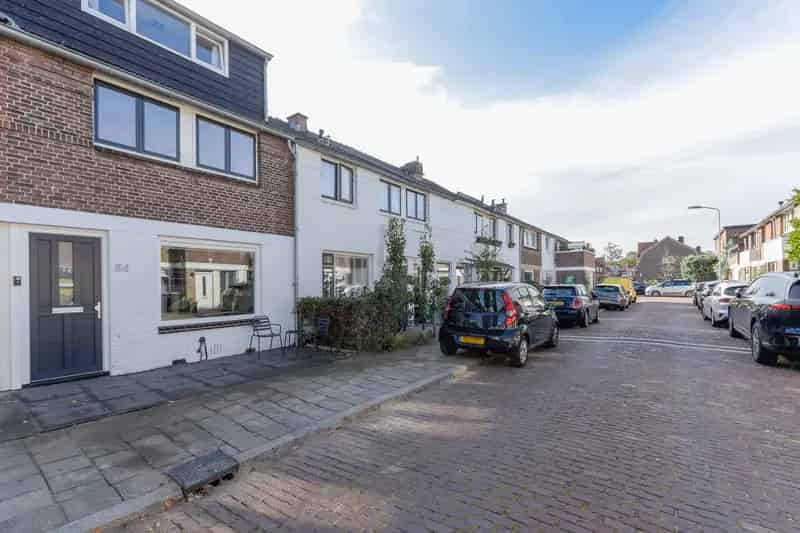 Huis te koop Prins Hendrikstraat Voorburg 3 slaapkamers moderne keuken