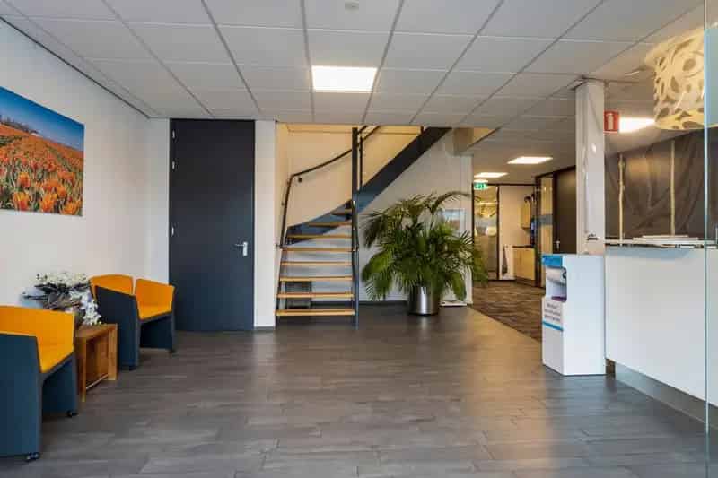 Kantoor Uithuizen te koop en te huur - 440m² - Energielabel A++++