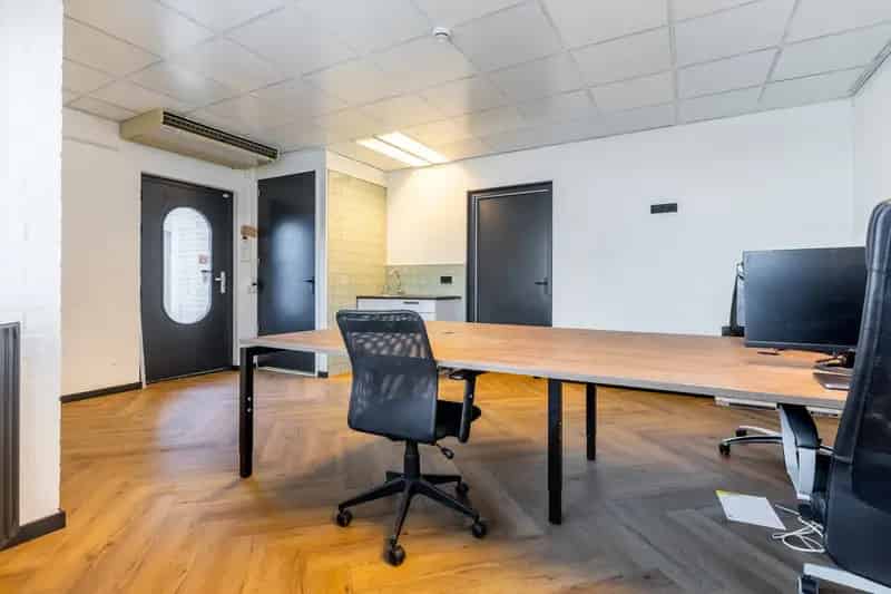 Bedrijfshal te koop Best 200m²
