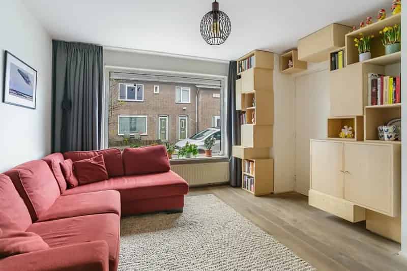 Amsterdam Tuindorp-Nieuwendam: Ruime 4 Slaapkamers Eengezinswoning