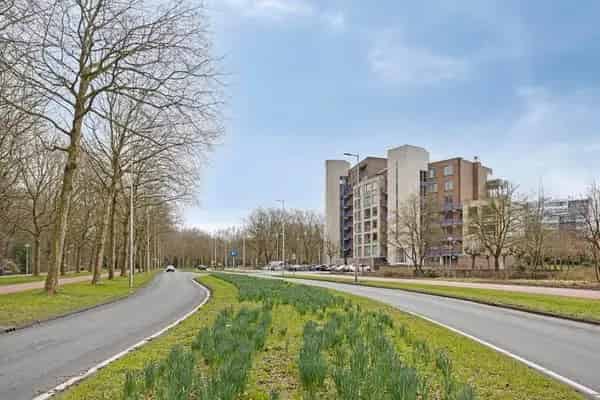 Appartement Amsterdam Buitenveldert nabij Amstelpark