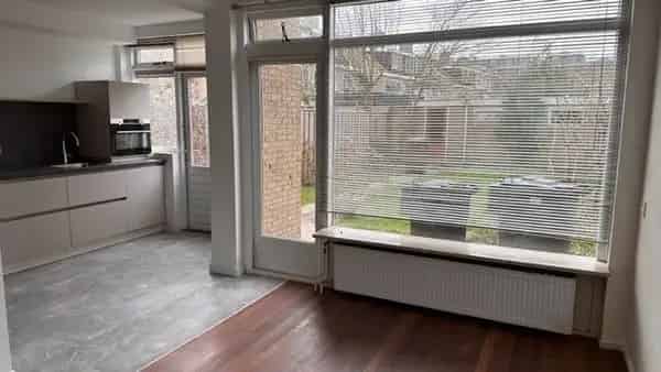 Ruime Eengezinswoning Rustige Laan Recent Gerenoveerd