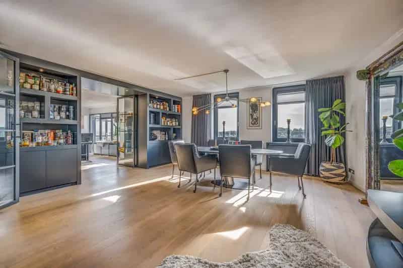 Luxe Penthouse 224m2 Voorschoten 6 slaapkamers Dakterras