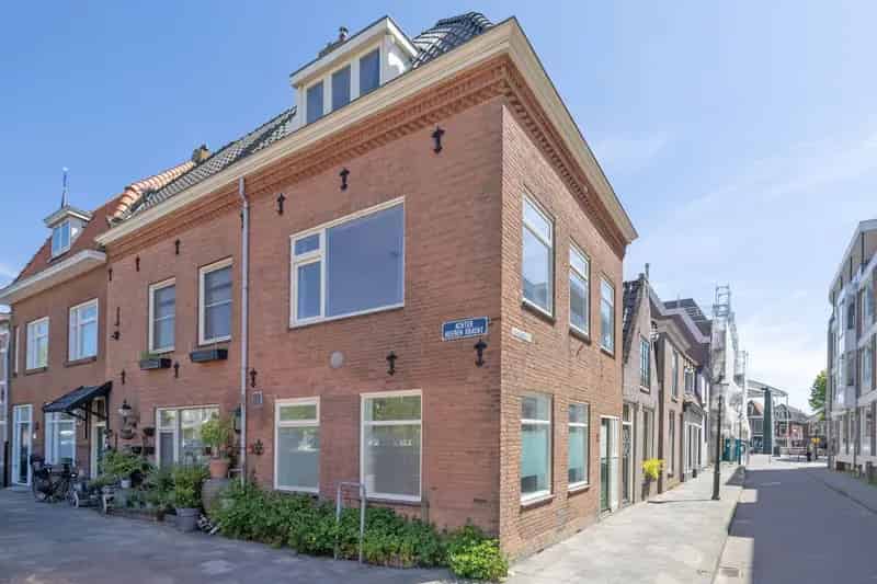Huis te koop Weesp Julianastraat 12 80m2 2 slaapkamers