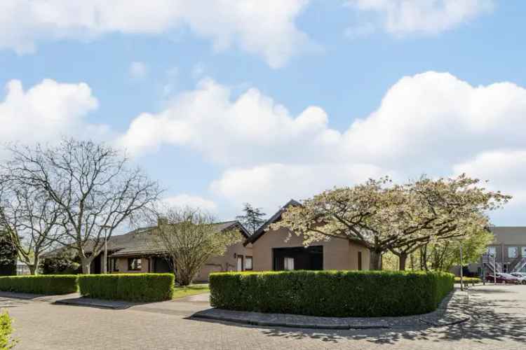 Vrijstaande woning Schipluiden 254m² grote tuin