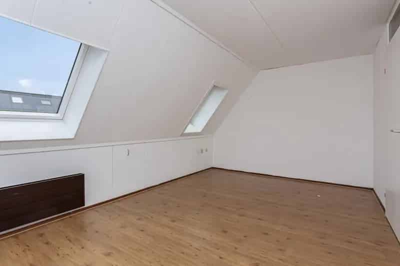 Ruime Tussenwoning 3 Slaapkamers Batau Noord
