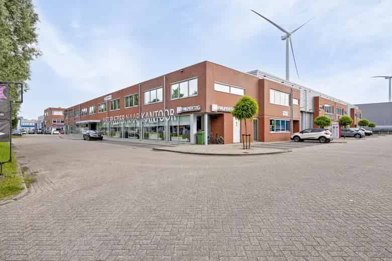 206 m2 Kantoorruimte te Huur Den Bosch Rietvelden