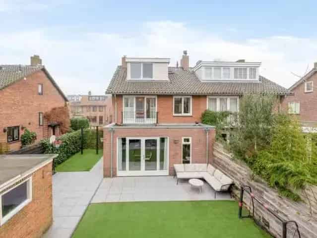 5 Slaapkamers 2 Badkamers Familiehuis Badhoevedorp Grote Tuin