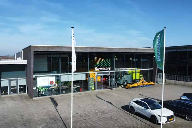 Te Huur Showroom Werkplaats Cuijk A73