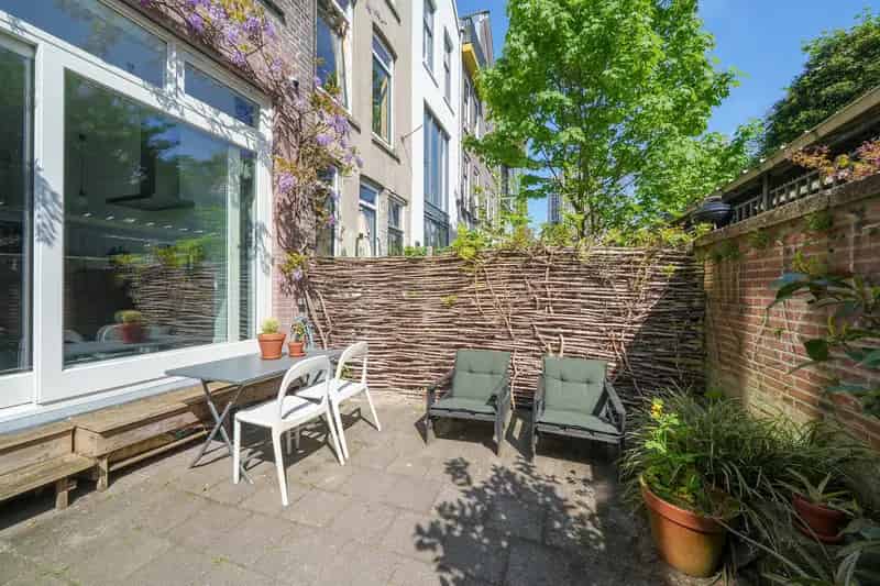 Ruime tussenwoning Rotterdam Oude Westen 146m2 4 slaapkamers gerenoveerd
