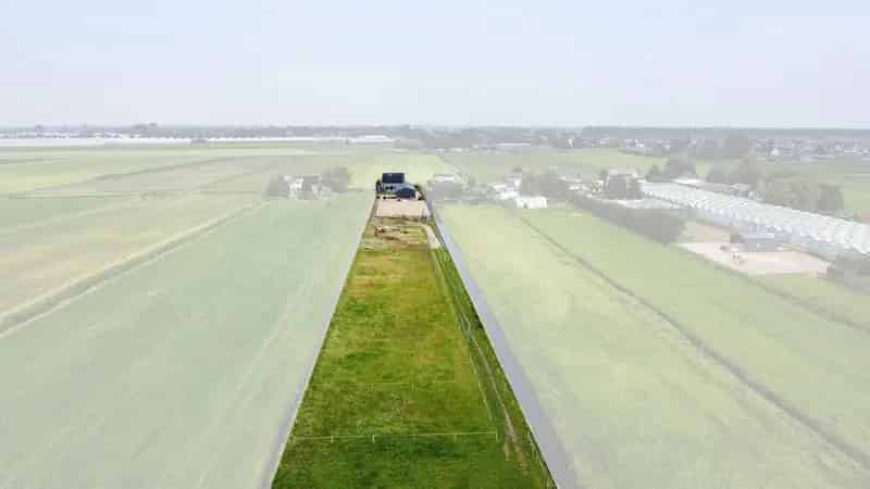 Landelijk wonen in Alphen aan den Rijn met grote tuin en paardenfaciliteiten