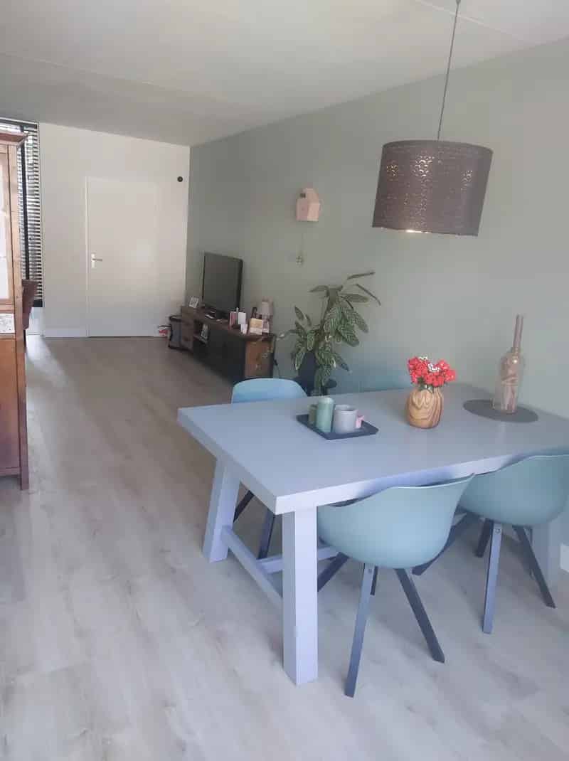 Huis met tuin en zolderkamer