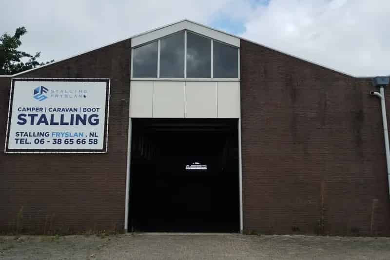 Bedrijfshal Sneek 487m2 te Huur Opslag Stalling