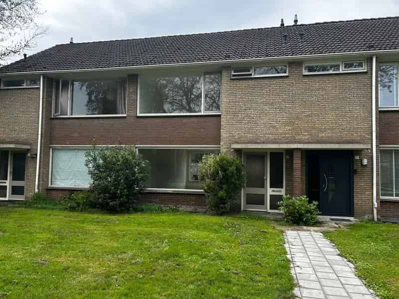 Huis te koop Etten Leur 4 slaapkamers garage diepe tuin