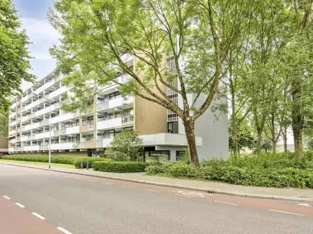 Ruim appartement Maastricht 3 slaapkamers nabij winkelcentrum