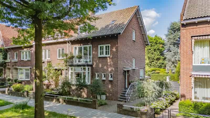 Ruime gezinswoning Venlo 5 slaapkamers 2 badkamers