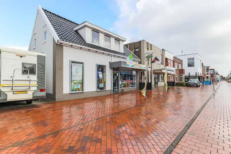 Winkelpand met Bovenwoning te Koop Sappemeer