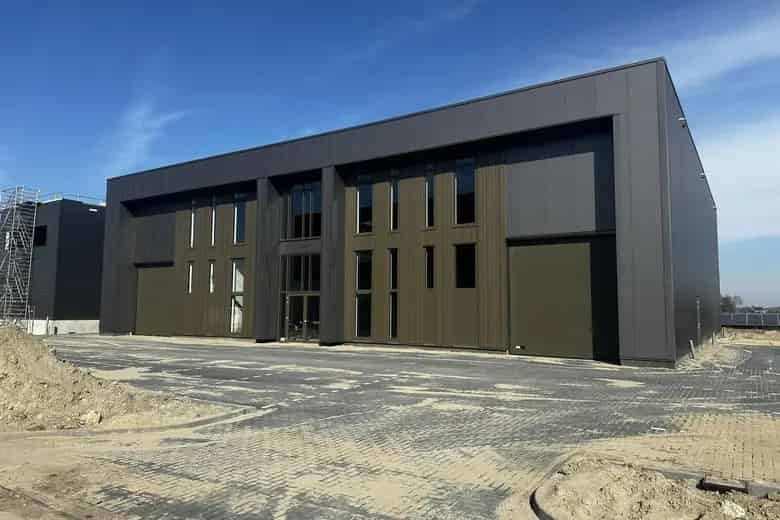 667 m2 Bedrijfsruimte te Huur Heerhugowaard