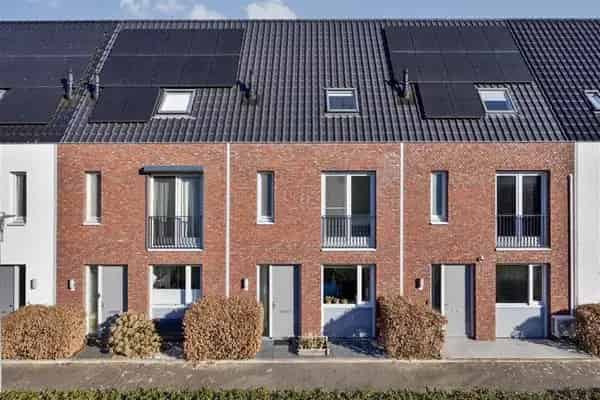 Moderne 5 Slaapkamers Tussenwoning Zuidbroek Energielabel A