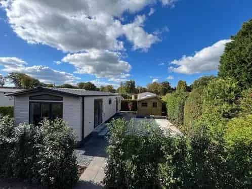 Nieuw Chalet Horizon 1100x380 Volledig Ingericht Onderhoudsarm 50 Plus Park
