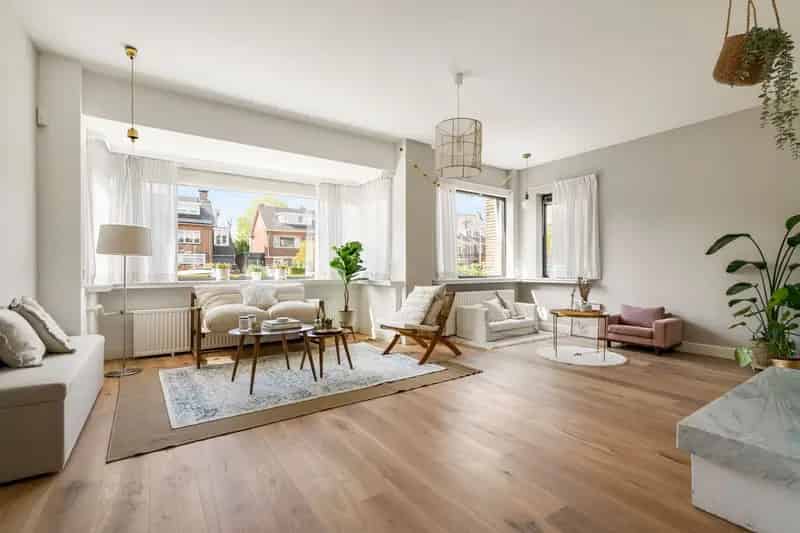 Hoekwoning met studio te koop in Amstelveen Elsrijk