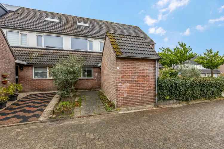 Huis te Koop Ede Koningsveld 4: Klusserswoning met Potentie