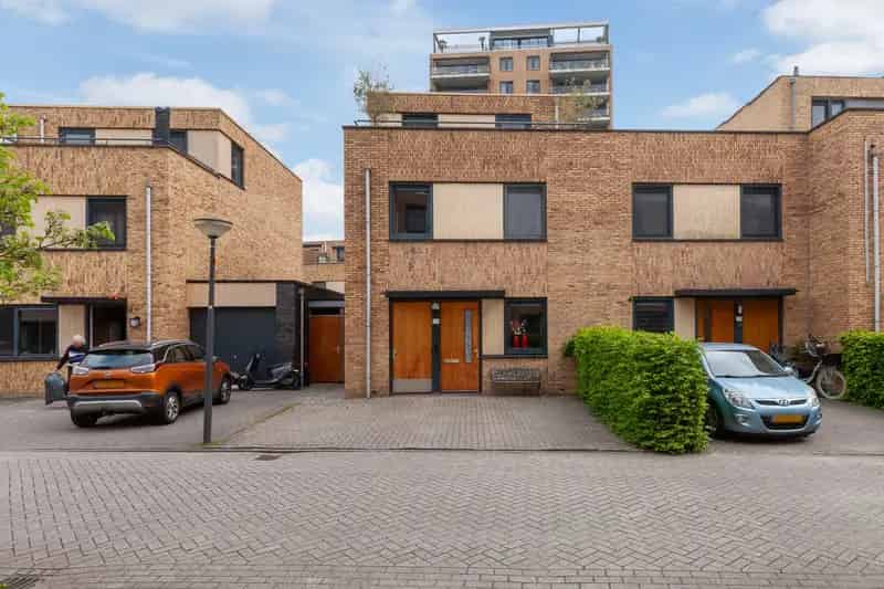 Huis te koop Vlaardingen 149m2 3 slaapkamers tuin dakterras