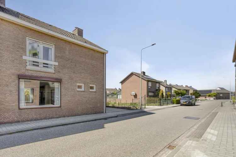 Halfvrijstaande woning Eijsden 4 slaapkamers garage tuin