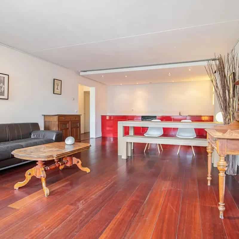 Amsterdam Appartement Wibautstraat: Modern 1 Slaapkamer 85m²