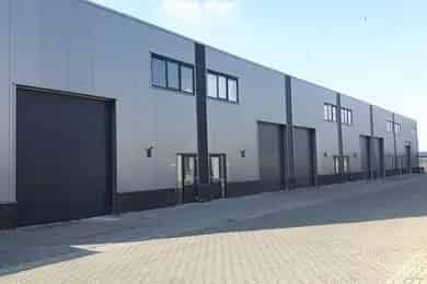 100m2 Bedrijfsruimte te Huur De Kwakel
