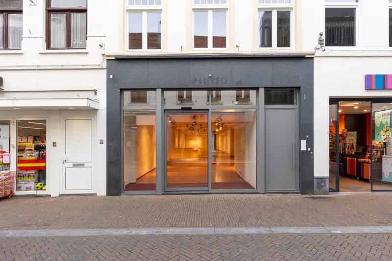 Winkel te Huur Sittard Centrum 297m² - Magazijn - Energielabel A