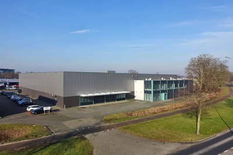 Bedrijfshal te Huur Almelo Twentepoort Oost 13395m²