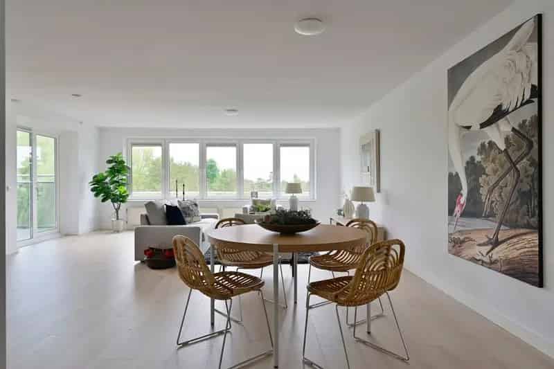 3 Kamer Appartement Amstelveen  Ruim Balkon Zuid Nabij Winkels