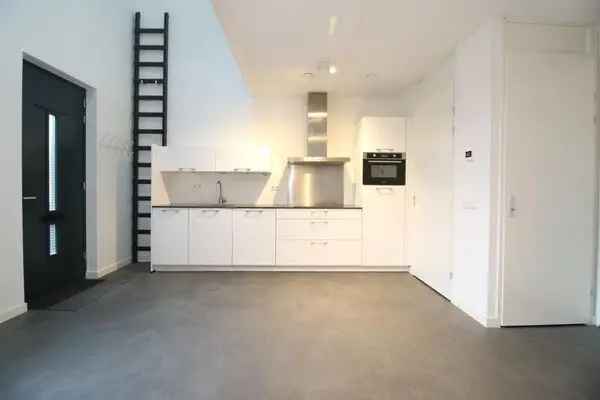 Appartement Te Huur in Schiedam, Zuid-Holland